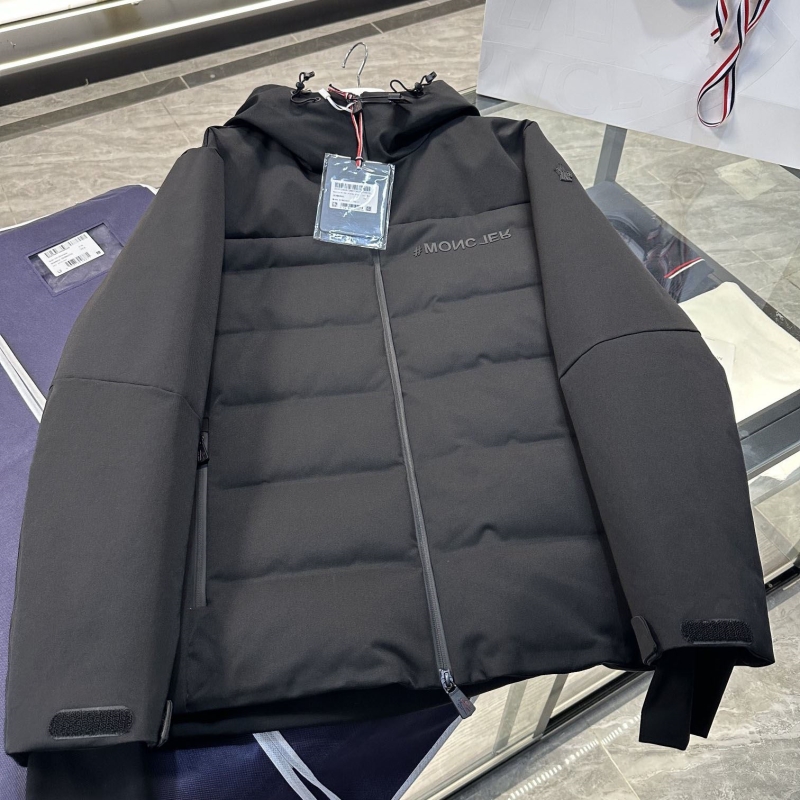 Ba*len*cia*ga down coat
